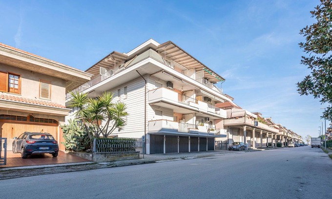 Martinsicuro Apartment | Look from your large terrace over the rooftops of Martinsicuro and the sea.