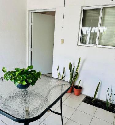 Miramar Apartment | LOP’z