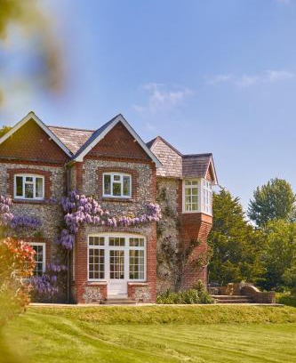 Stoughton Bed & Breakfast | Lordington Park