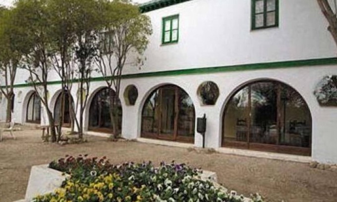 Argamasilla de Alba Cottage | Los Cerrillos cottage for 22 people