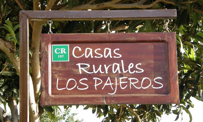 El Paso Cottage | Los Pajeros Rural Houses (with pool) - house A
