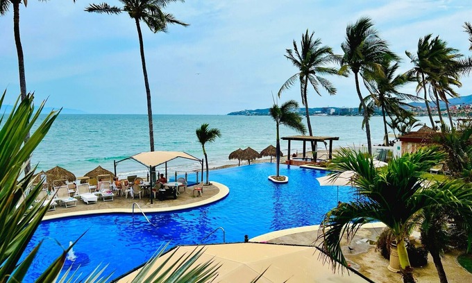 Bucerias Hotel | Los Picos Hotel & Suites Bucerias