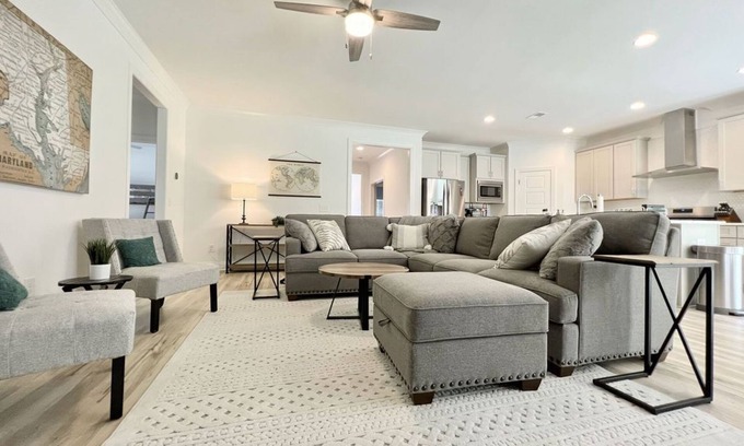 Auburn - Opelika House | Lots of amenities. Open Floor plan. Perfect for families and groups!
