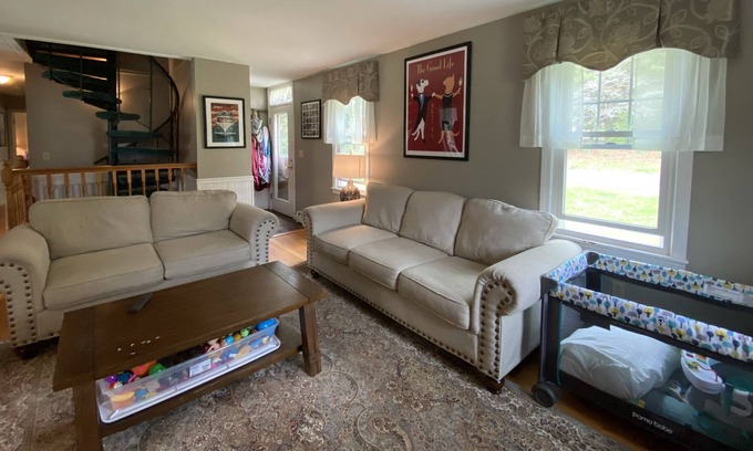 Somers House | lots of charm, lots of room, salt water inground pool - pet friendly