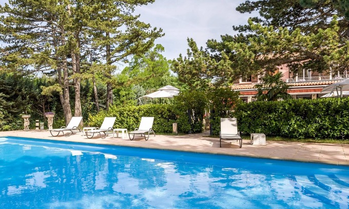 Plan-d'Aups-Sainte-Baume Hotel | Lou Pèbre d'Aï