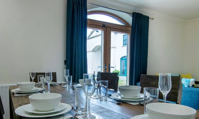 Enniskillen House | Lough Erne Apartment 16 · Escape Ordinary at Castle Hume No.16 ~ Fermanagh