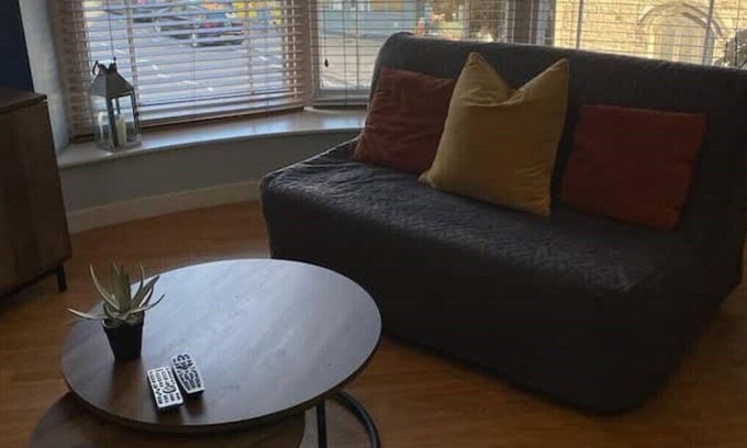 Bristol Floating Harbour Apartment | Lovely 1 bed apartment in the centre
