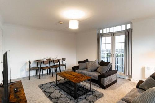 Whitehaven Apartment | Lovely 2 Bed Harbourside Apartment with Sea Views