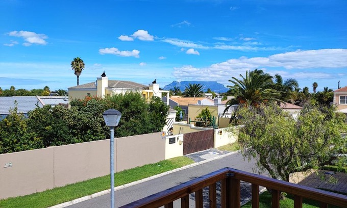 Parklands Apartment | Lovely 2 bedroom condo with balcony and a view!