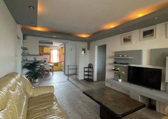 Oradea Apartment | Lovely 3 bedrooms Apartament