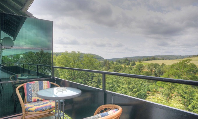 Bromskirchen Apartment | Lovely apartment for 2 people with WIFI, TV, balcony, pets allowed, panoramic view and parking