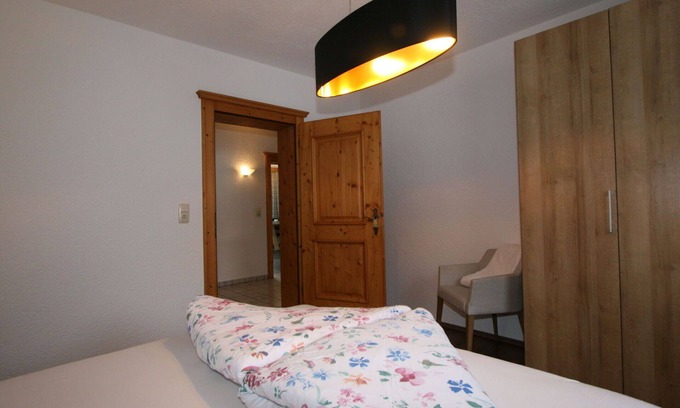 Emberg Apartment | Lovely apartment for 4 people with WIFI, TV and balcony