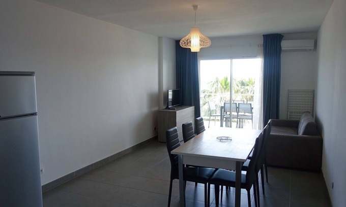 Macinaggio Apartment | Lovely apartment for 6 guests with A/C, TV, terrace, pets allowed and parking
