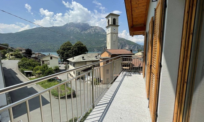 Verceia Apartment | Lovely apartment for 8 guests with WIFI, TV and patio