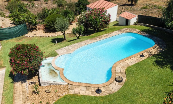 Setubal House | Lovely Farm with Pool @ 20min Lisbon and Beaches