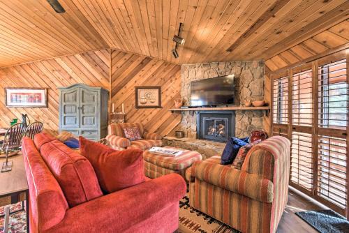 Angel Fire Apartment | Lovely New Mexico Retreat with 4 Private Balconies!