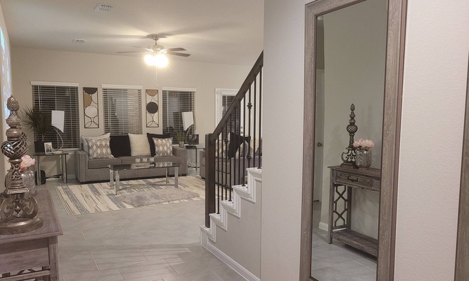 Missouri City House | Lovely Park Community