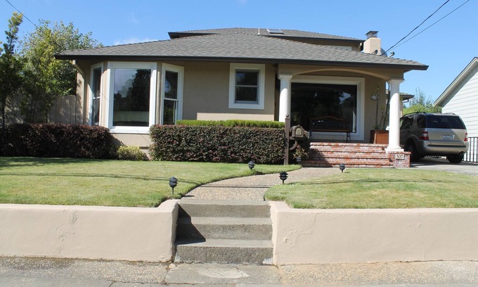 Mill Valley House | Lovely, Quiet & Cozy 6 Bedroom House