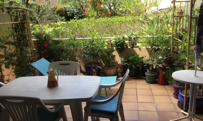 Beaulieu-sur-Mer Apartment | Lovely Studio, Terrace overlooking garden, WIFI, Air conditioning, Shops nearby, Beach 7 mns.