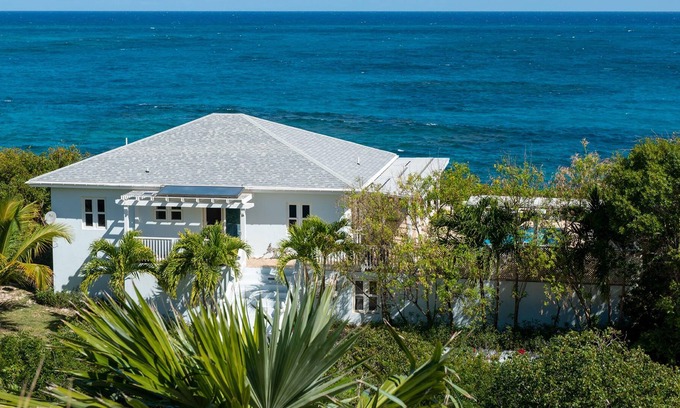 Governor's Harbour House | Lovin' Life by Eleuthera Vacation Rentals