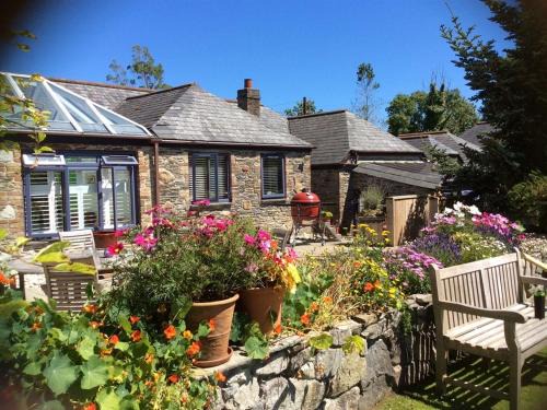 St Austell Bed & Breakfast | Lower Barns Guest House