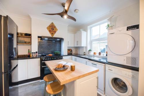 Saxmundham House | Lower Cedars, Saxmundham
