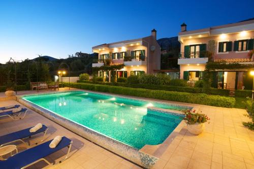 Leivathos Apartment | Lucia Simona Villas