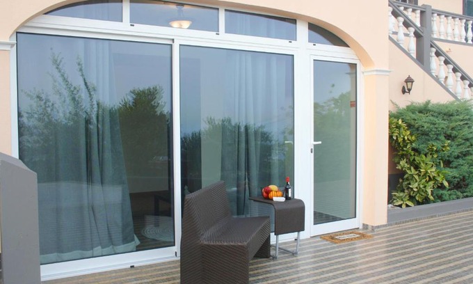 Estreito da Calheta Apartment | Lugar dos Louros 1