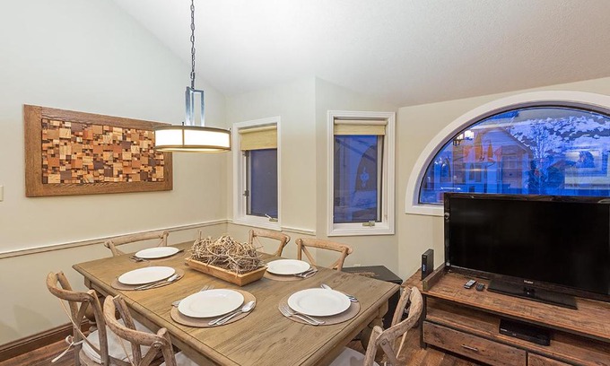 Telluride Apartment | Lulu 6P - A Sophisticated Condo