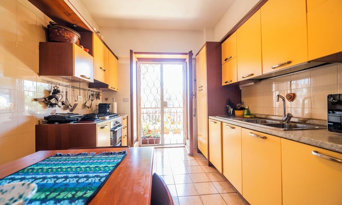 Rome House | Luminous 2Br Family Apartment In Residential Area