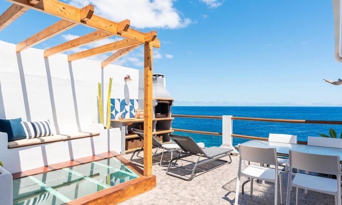 Bocacangrejo Apartment | Luminous loft apartment next to the Atlantic Ocean