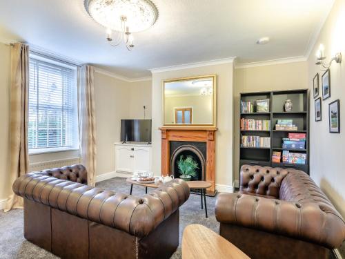 South Charlton House | Lundy Cottage