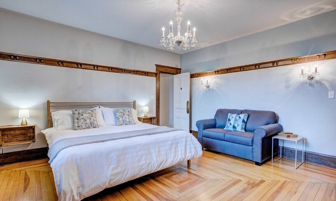 Lunenburg Apartment | Lunenburg Getaway - Perfect Location for 2