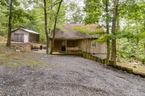 Luray House | Luray Cabin Near Downtown and Shenandoah River