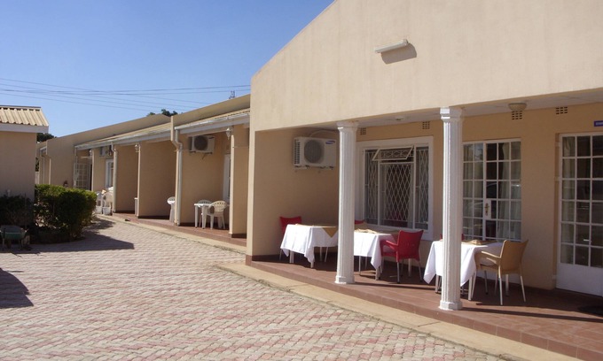 Lusaka House | Lusaka Mosi-O-Tunya Executive Lodge
