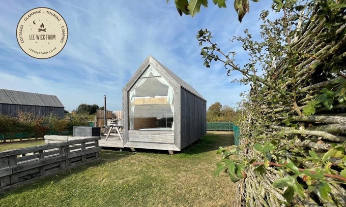 Brightlingsea House | Lushna 7 Petite at Lee Wick Farm Cottages & Glamping