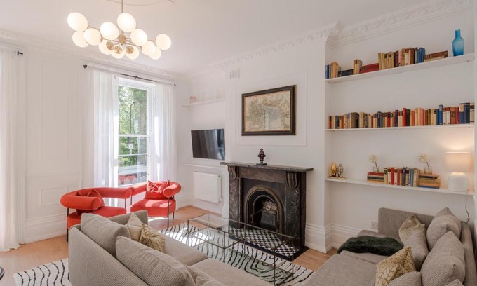 Somers Town Apartment | Lux and Spacious 4 bedroom apt Camden