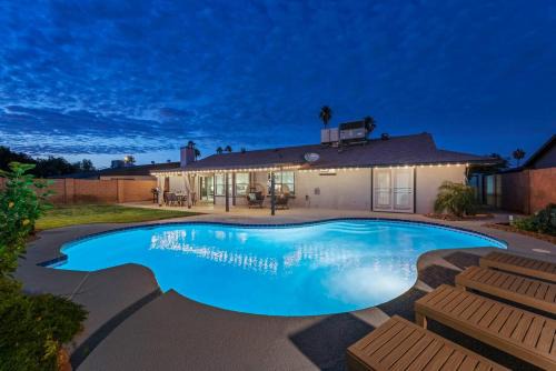 Deer Valley House | Lux Glendale Home With Free Private Heated Pool