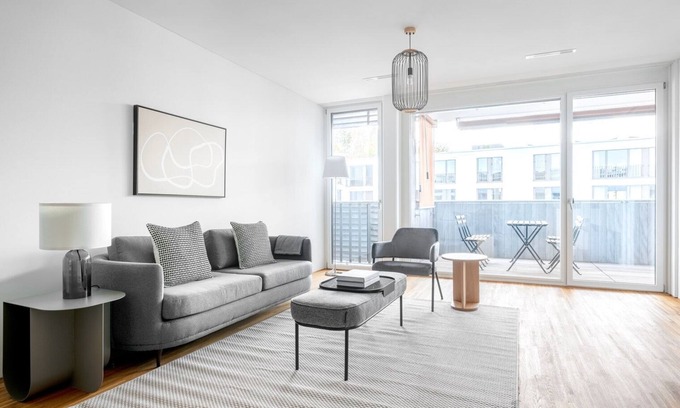 Wollishofen Apartment | Lux Wollishofen 2.5 Room w/W/D & Storage, 2 min to Market, by Blueground