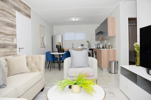 Greater Johannesburg Metropolitan Area Apartment | LuxAid Apartment