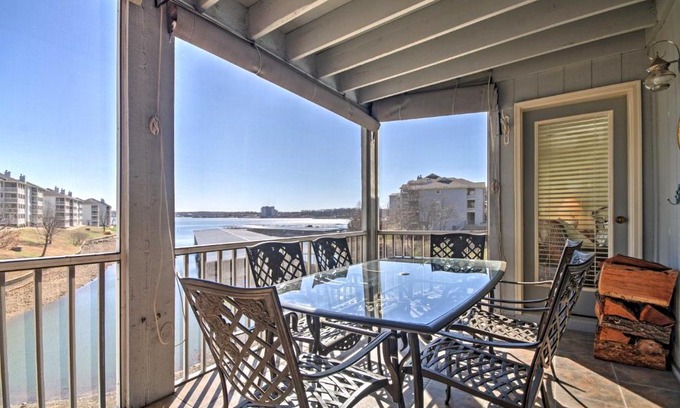 Village of Four Seasons Apartment | Luxe Lakeside Regatta Bay Getaway with Pool Access!