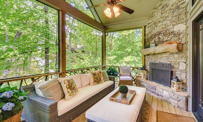 Cullowhee House | Luxe Trillium Home w/Fire Pit, 5 Mi to Cashiers