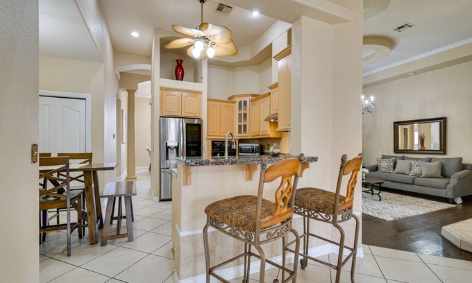 Yuma Cottage | Luxe Yuma Home With Private Pool!