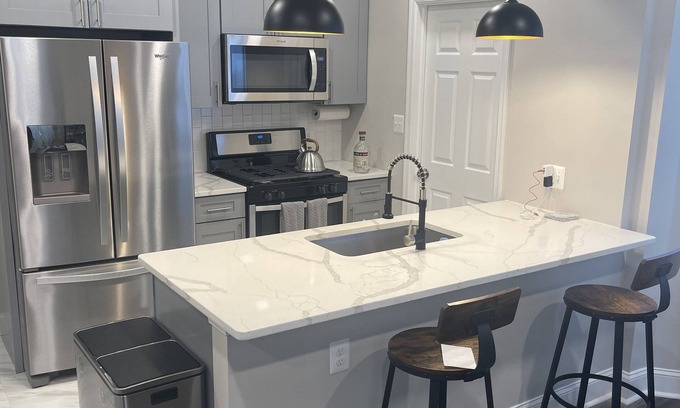 Park View House | Luxuriosly Renovated 3BR House in Columbia Heights