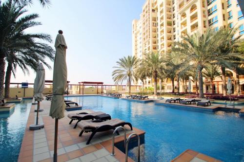 Palm Jumeirah Apartment | Luxurious 3BR Apartment with Sea & Atlantis Views, Palm Jumeirah - Ahlan HH