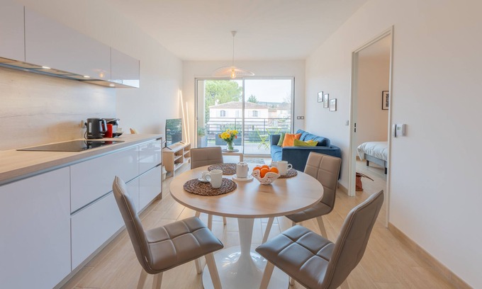 Puyricard Apartment | Luxurious apartment 10min from Cours Mirabeau AIX EN PROVENCE