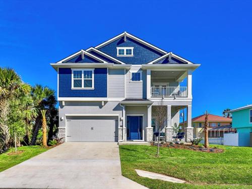 Marineland Acres House | Luxurious Beach House with heated pool
