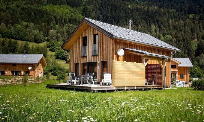 Murau Ski Chalet | Luxurious Chalet in Murau with Terrace