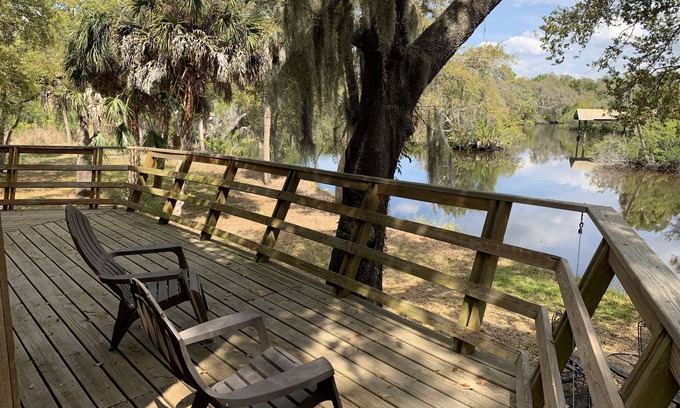 Braden River House | Luxurious house on secluded 3.8 acres, oak trees on Manatee River, large decks
