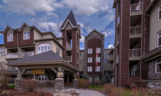 Canmore Apartment | Luxurious One Bedroom Suite WindTower